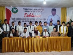 Foto Forum Ustadz dan Santri Purwakarta Deklarasikan Airlangga Hartarto Capres 2024