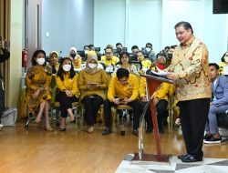 Foto Airlangga Minta Kader Muda Golkar Siap Hadapi Berbagai Tantangan