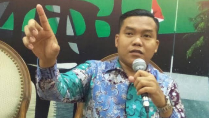 Foto Pangi Chaniago: Pilpres 2024 Mandatang, Minimal Tiga Paslon