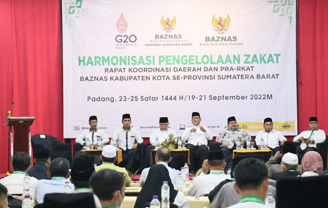 Foto Gubernur Minta Baznas Sumbar Tingkatkan Literasi Masyarakat tentang Zakat