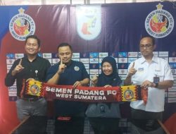 Foto Tiga BUMN Sponsori Semen Padang FC di Liga 2