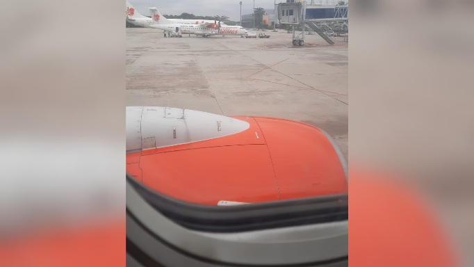 Foto Selain di Batam, Lion Air di Bandara Pekanbaru Juga Delay 5 Jam