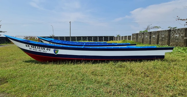 Foto Pemkab Pessel Belanja Perahu Jukung untuk Nelayan Rp606 Juta