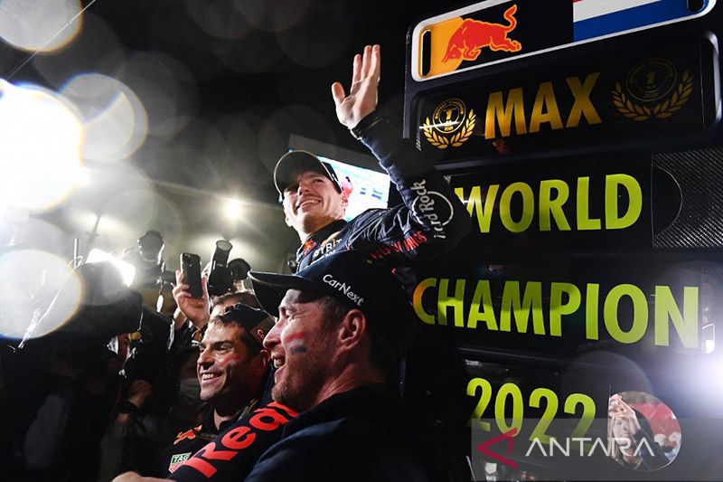 Foto Max Verstappen Pastikan Juara Dunia F1 2022