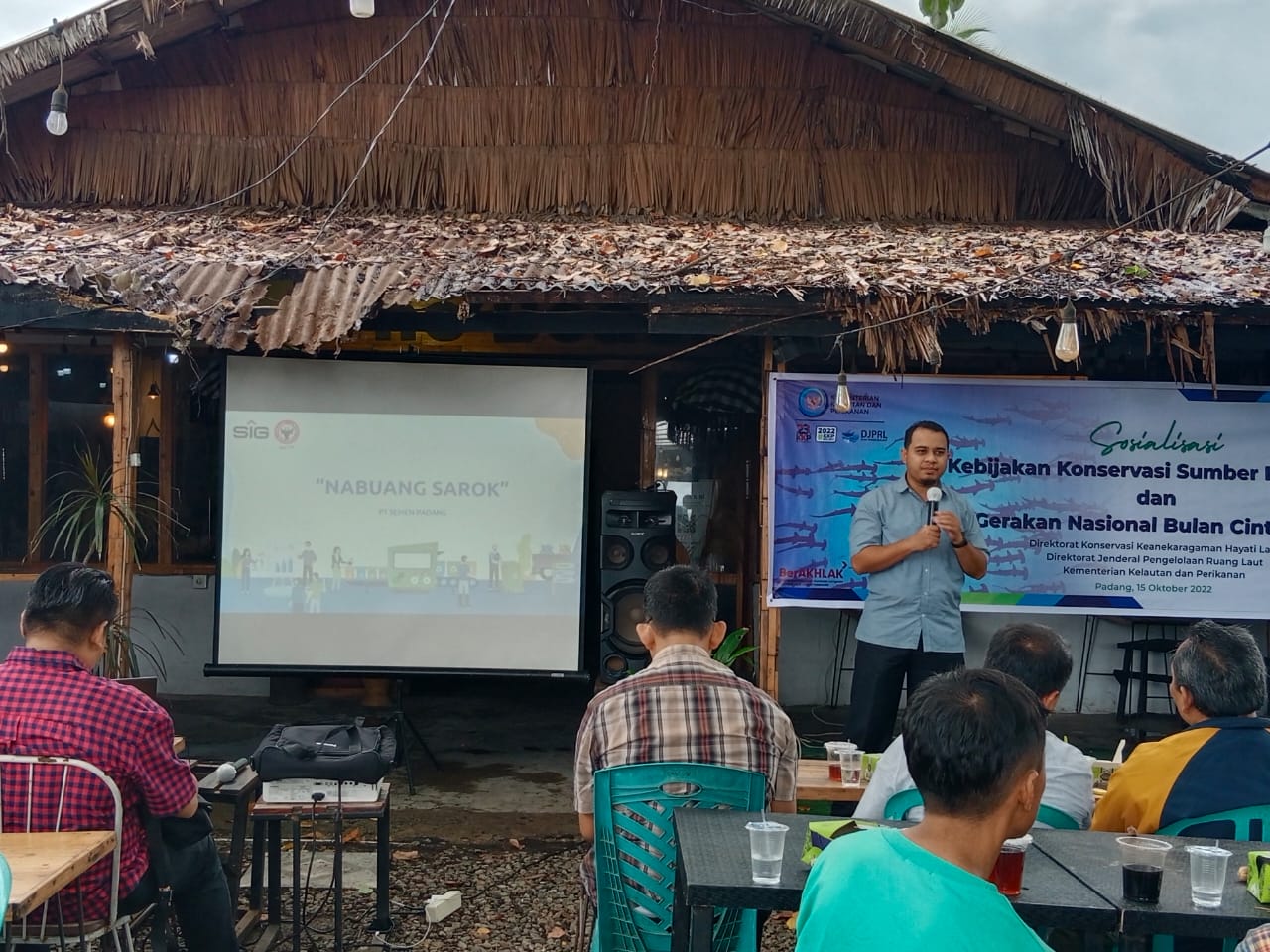 Foto Semen Padang Ajak Nelayan Berpartisipasi di Aplikasi Nabuang Sarok
