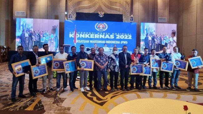 Foto DK PWI Pusat Serukan Anggota dan Pengurus Organisasi PWI Wajib Taati Aturan