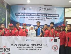 Foto Tiba di Cianjur, TRC Semen Padang Berkoordinasi dengan BUMN Peduli