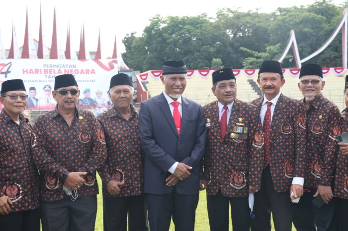 Foto Gubernur Sumbar: PDRI Penyambung Nyawa NKRI