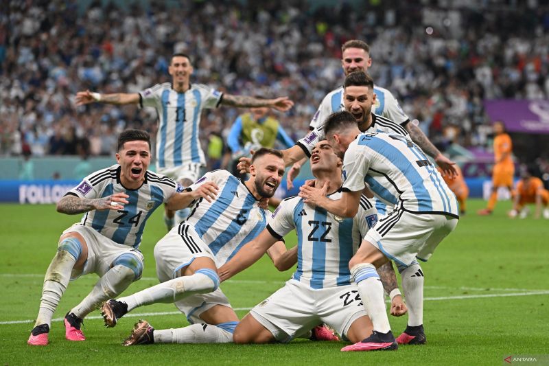 Foto Argentina ke Semifinal Setelah Kalahkan Belanda Melalui Adu Penalti