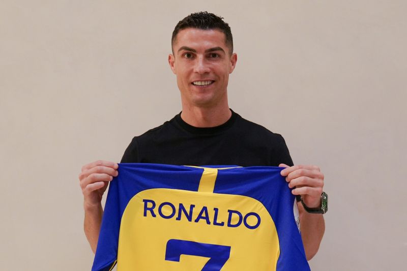 Foto Cristiano Ronaldo Resmi Bergabung ke Klub Arab Saudi, Al-Nassr