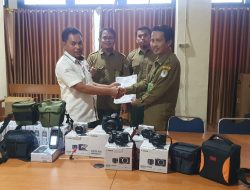 Foto Perkuat Fungsi SM Tarusan Arau Hillir, BKSDA Sumbar dapat Bantuan Kamera dan GPS dari Semen Padang