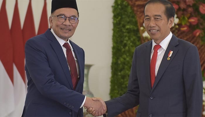 Foto Jokowi Sambut Kunjungan Dato’ Seri Anwar Bin Ibrahim