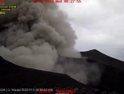 Foto Marapi Erupsi Lagi Setinggi 800 Meter