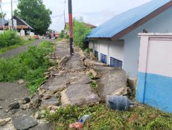 Foto Sejumlah Rumah Warga Kepulauan Tanimbar Maluku Rusak Akibat Gempa M7,6