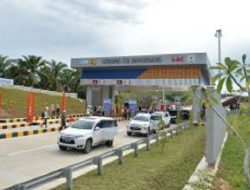 Foto Pembangunan Tol Bangkinang-Koto Kampar Rampung Akhir 2023