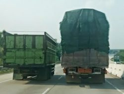 Foto Truk ODOL Dilarang Menyeberang Merak - Bakauheni dan Sebaliknya