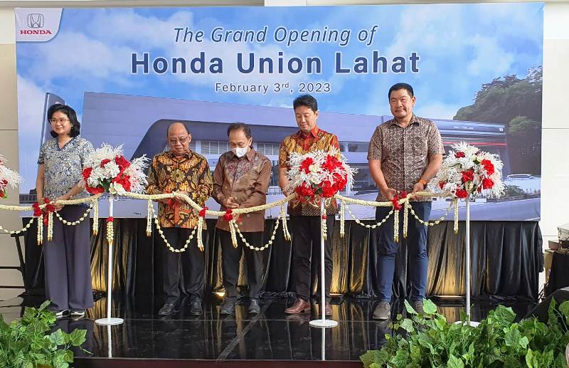 Foto Terus Perkuat Jaringan Dealer Di Area Baru, Honda Resmikan Dealer Pertama di Kabupaten Lahat Melalui Honda Union Lahat