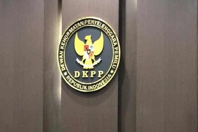 Foto DKPP Akan Periksa Anggota KPU RI Terkait Verifikasi Parpol