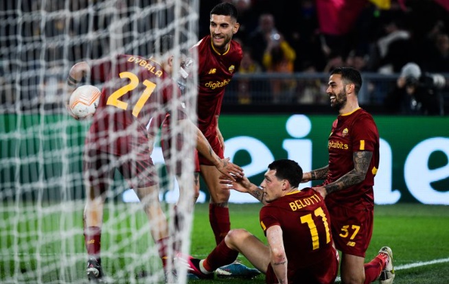 Foto AS Roma Catatkan Kemenangan 4-0 atas Cagliari