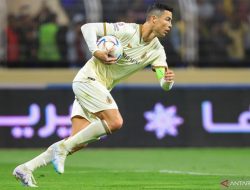 Foto Ronaldo Cetak Gol Perdana di Liga Arab Saudi