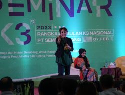 Foto Seminar K3, Semen Padang Hadirkan Ahli Gizi Indonesia, Rita Ramayulis