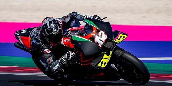 Foto Tes Pramusim MotoGP 2023: Vinales Puji Kemajuan Motor Aprilia Dibanding Tahun Lalu