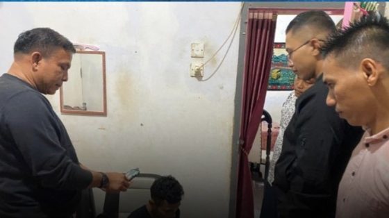Foto Seorang Pengedar Narkoba Ditangkap Polresta Padang
