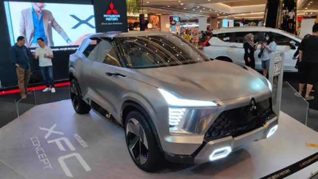 Foto Setelah Jakarta, Warga Pekanbaru Berkesempatan Melihat Langsung Mitsubishi XFC Concept