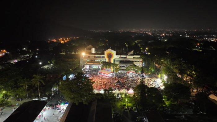 Foto Pesta Rakyat Bertabur Hadiah Meriahkan HUT ke-113 PT Semen Padang