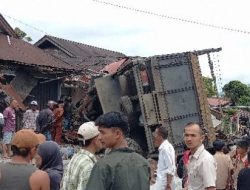 Foto Jalan Panyalaian - Padang Panjang Jadi Jalur Maut, Bupati: Butuh Solusi Konkret