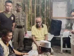 Foto Satpol PP Padang Tegur Pemilik Warung yang Hidupkan Musik Keras Hingga Larut Malam