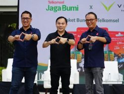 Foto Telkomsel Jaga Bumi Gandeng Volta, Hadirkan Program Bundling Motor Listrik