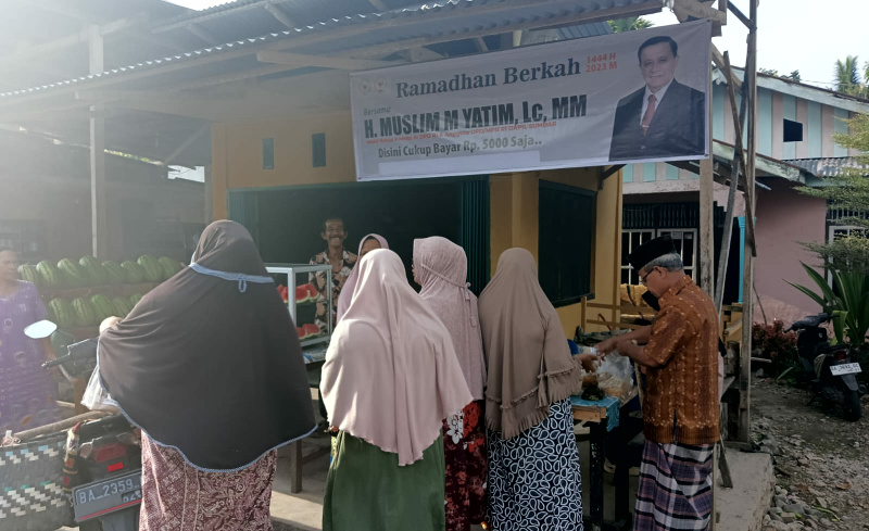 Foto 40 Ribu Orang Terima Penerima Program Ramadhan Berkah Anggota DPD RI Muslim M Yatim