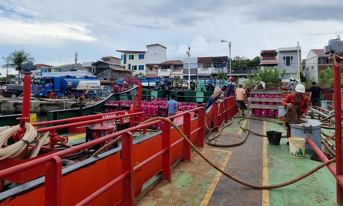 Foto Idul Fitri, Pertamina Patra Niaga Regional Sumbagut Siap Layani Kebutuhan Energi Sumbar