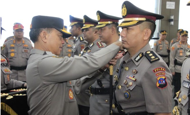 Foto Kapolda Sumbar Lantik Direskrimsus dan Dua Kapolres