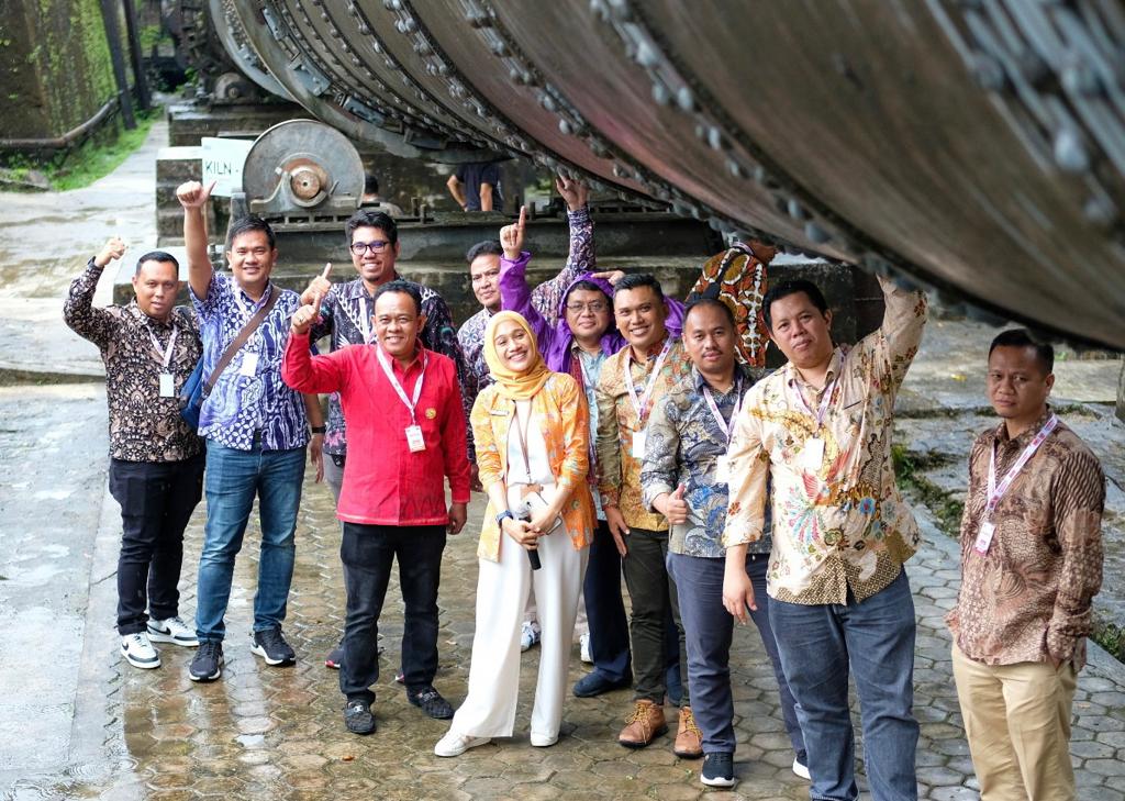 Foto Rakernas di Padang, IMA Kunjungi Cagar Budaya Nasional Pabrik Indarung I