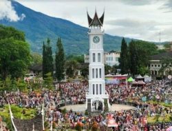 Foto Bukittinggi Jadi Pusat Tujuan Wisata Sumbar