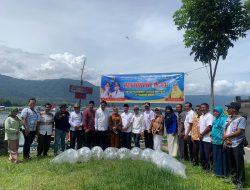 Foto Pemulihan Danau Maninjau, DKP Sumbar Tebar 20 Ribu Bibit Tawes