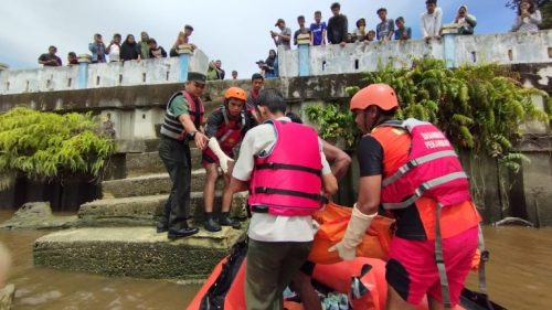 Foto Zahra, Bocah Perempuan yang Tenggelam di Sungai Siak Ditemukan Tak Bernyawa