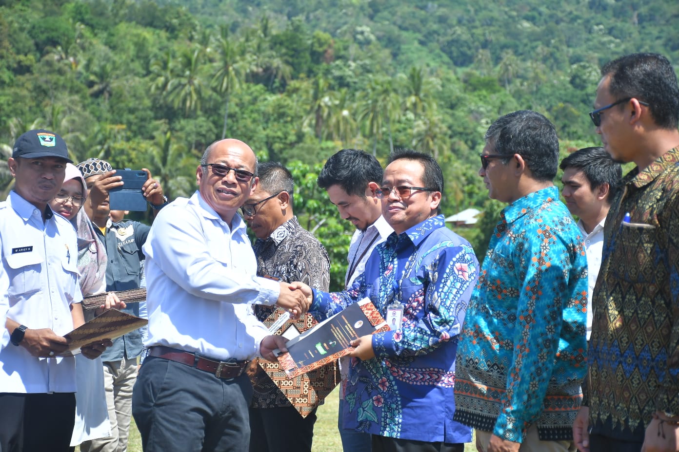 Foto Semen Padang Raih Sejumlah Penghargaan di Hari Lingkungan Hidup 2023