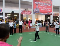 Foto Tendangan Brigjen Pol Kasihan Rahmadi Buka Turnamen Sepak Takraw Kapolda Riau Cup 2023