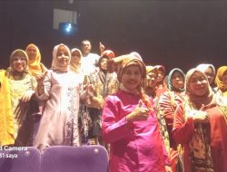 Foto Ketua Bundo Kandung Jakut Evi Susanti Ajak Nobar Film Onde Mande