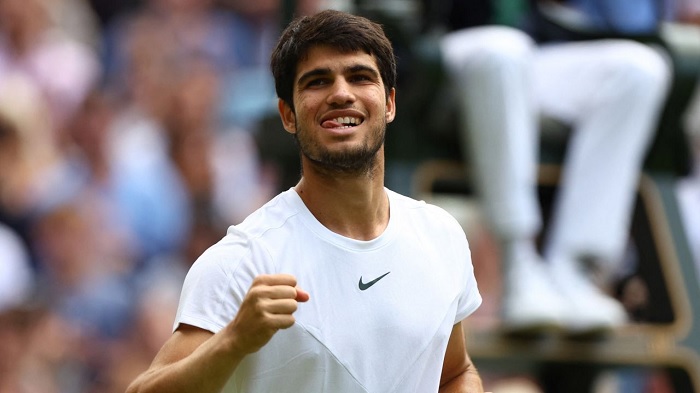 Foto Alcaraz Kalahkan Djokovic untuk Juarai Wimbledon