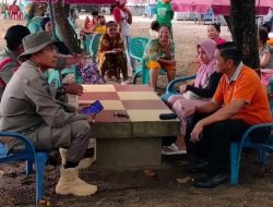 Foto Secara Humanis, Satpol PP Temui Pedagang di Rimbo Kaluang