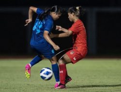 Foto Timnas Putri Indonesia Berhadapan dengan Thailand di Semifinal Piala AFF U-19