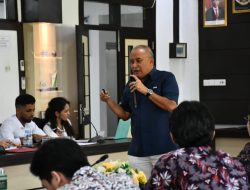 Foto Kuliah Umum Summer Course di Unand, Semen Padang Kenalkan Program Nabuang Sarok dan Kaliandra Merah