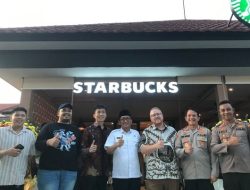 Foto Starbucks Hadir di Jalan Ahmad Yani Padang