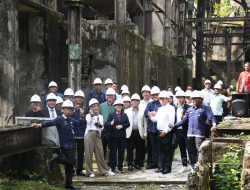 Foto Kunjungi Indarung I, Delegasi Vietnam Nyatakan Kekagumannya