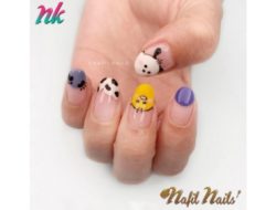 Foto Nail Art Marak Digemari, Salon Kuku Nafil Nails Gunakan Produk-Produk yang Diimpor Langsung dari Korea dan Jepang