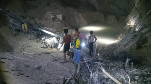 Foto Penambang Emas Tertimbun Longsor di Kuansing, SAR Pekanbaru Kirim 6 Penyelamat